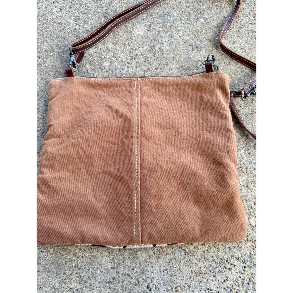 Myra Bag Western Kilim Canvas Hair On Hide Crossbody Bag with Tooled Leather - Picture 4 of 6